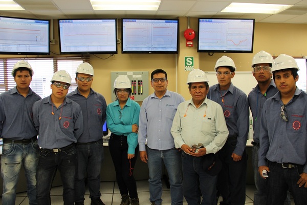 Alumnos de la Universidad Nacional del Santa visitaron la central termoeléctrica de Fenix Power