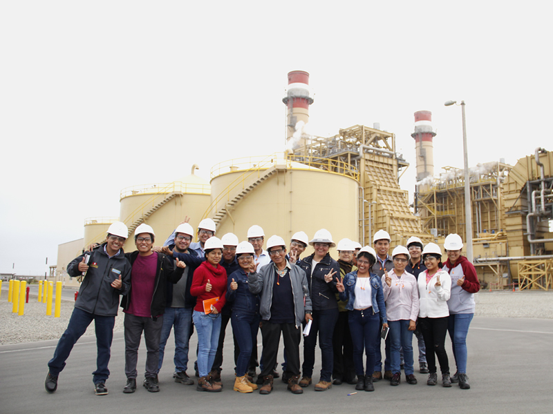 Alumnos de la UNMSM visitaron la Central Fenix