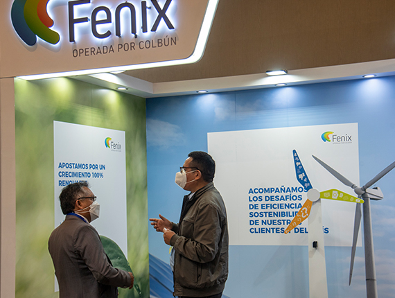 Fenix presenta avance en renovables y renovada oferta de valor para clientes libres en Expo Energía Perú