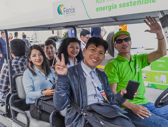 Fenix y el Instituto de Ingenieros de Minas lanzan el Ecomóvil  de Perumin