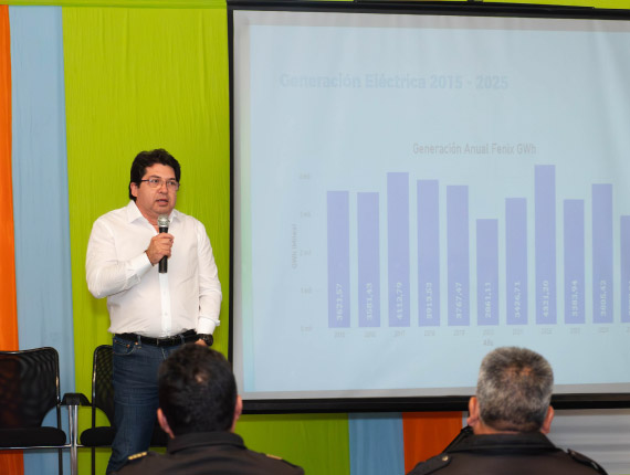 Cuentas Públicas 2025: Fenix impulsa diálogo con vecinos y líderes de Chilca